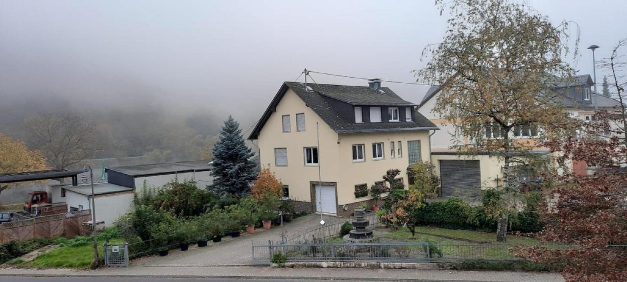 Ferienwohnung „Zur Alten Brauerei“ Mesenich Exterior photo